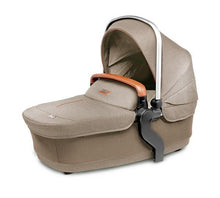 2018 Silver Cross Wave Stroller - Linen (Wave Board Compatible)